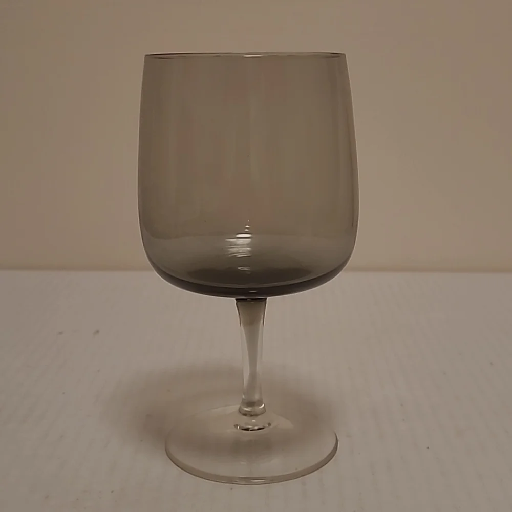 Set of 4 Beautiful Smoke Gray Stemware